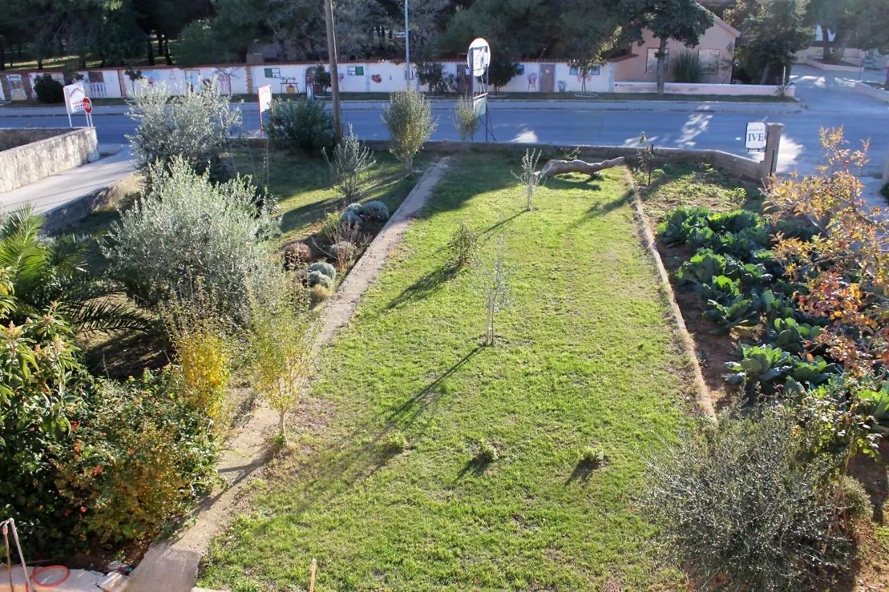 Apartments With A Parking Space Privlaka, Zadar - 5849 פריבלאקה